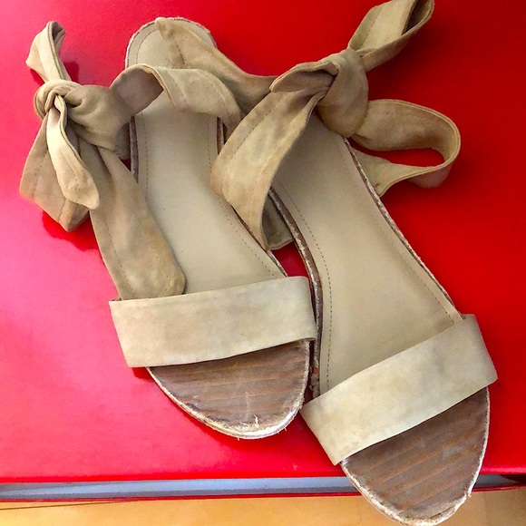 Pour La Victoire Shoes - 🐵Pour La Victoire ✌️with Suede Straps in Tan🐵